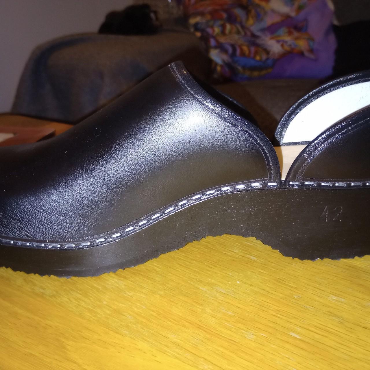 Talla Clogs Mitsumaru, black. Brand new Never... - Depop