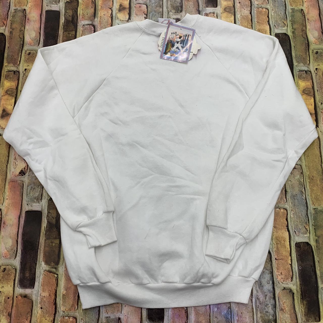 Vintage 1992 Roberto Clemente sweatshirt in white.