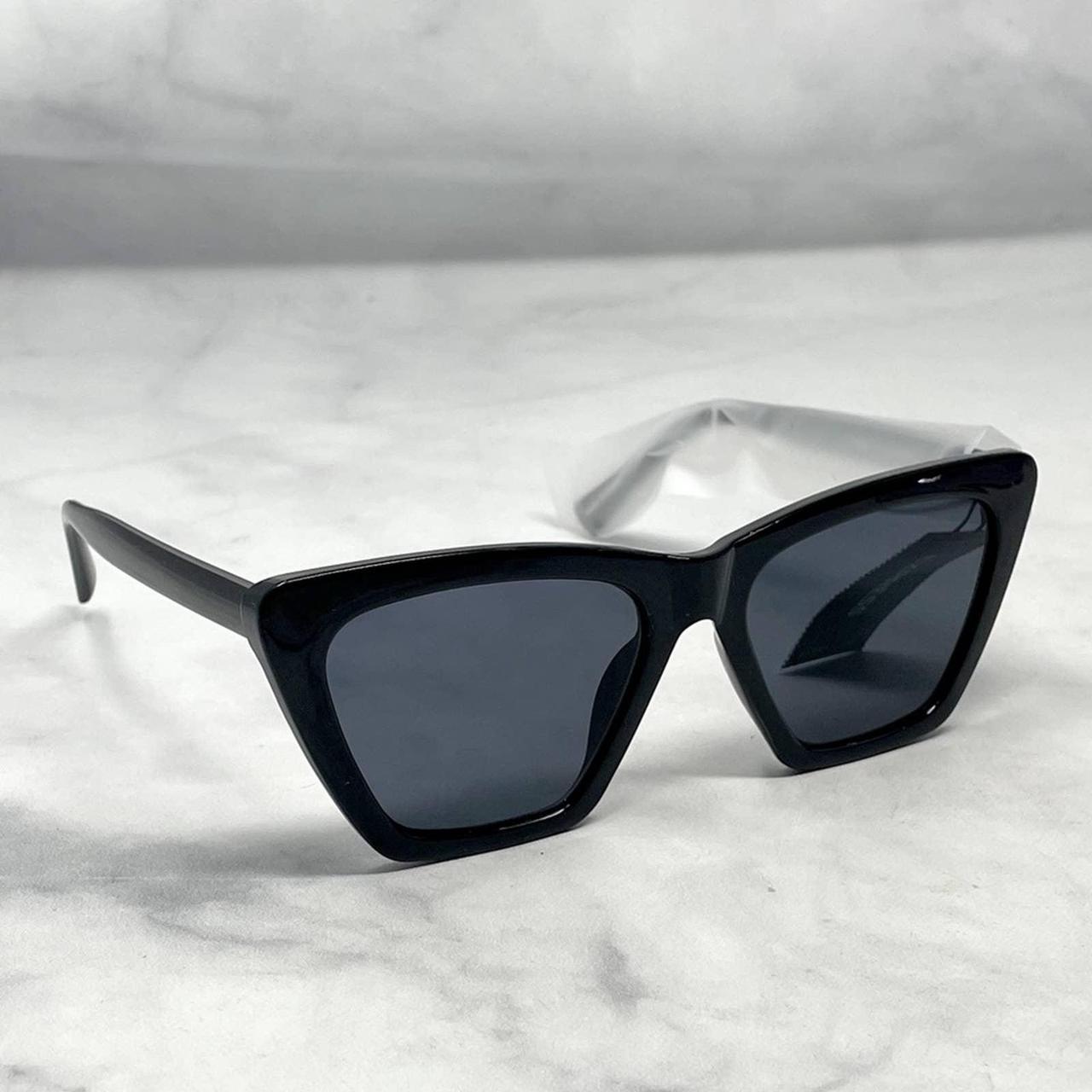 Express Women's Black Sunglasses Depop