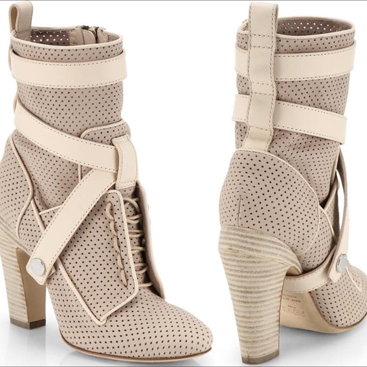 Fendi store wedge boots