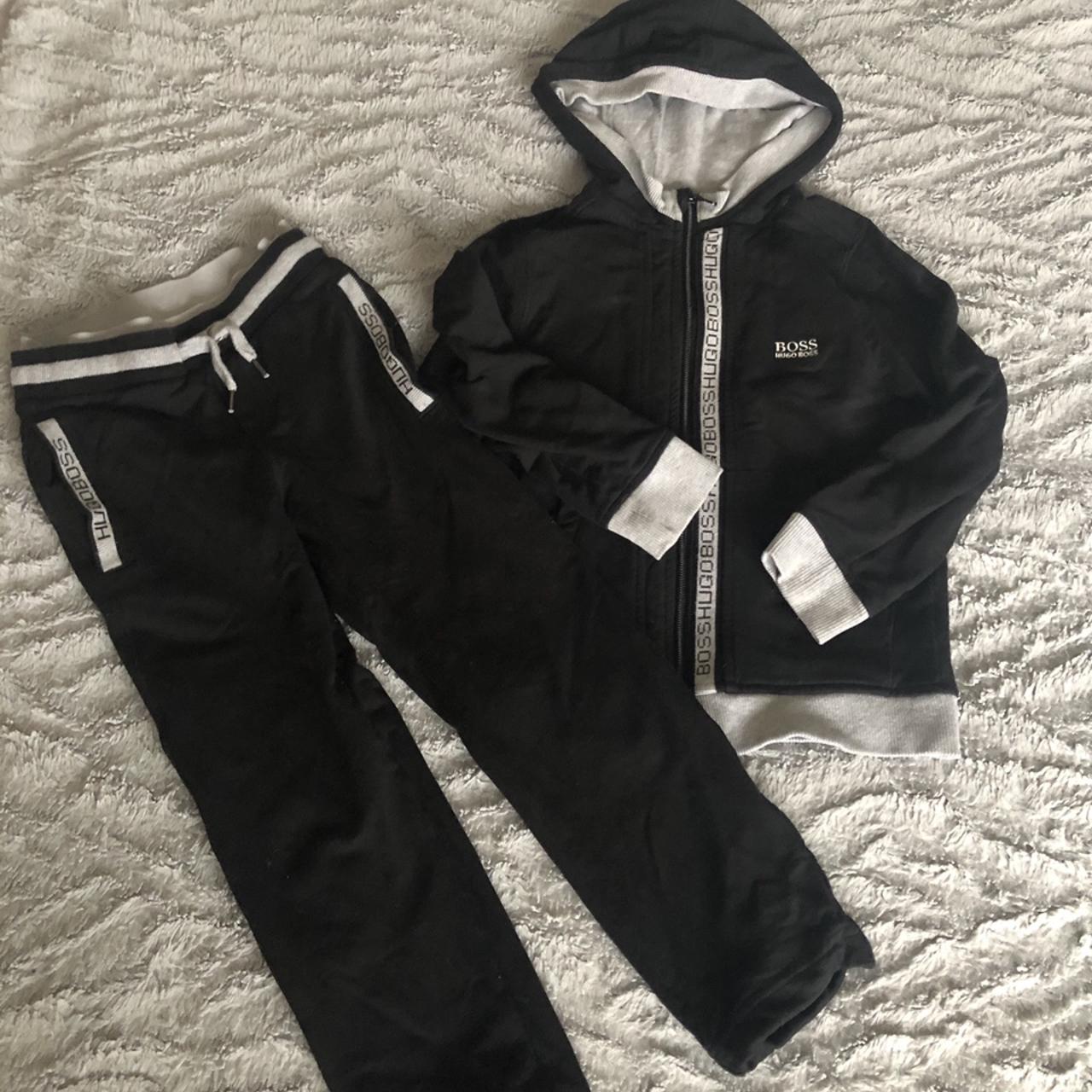 Kids Hugo boss sweat outlet suit