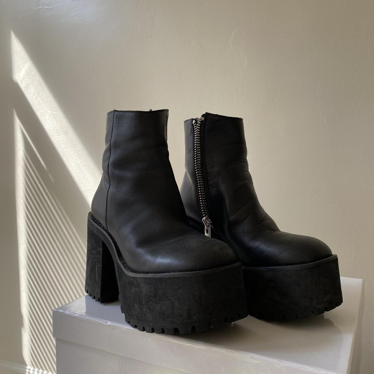 unif bonnie boot