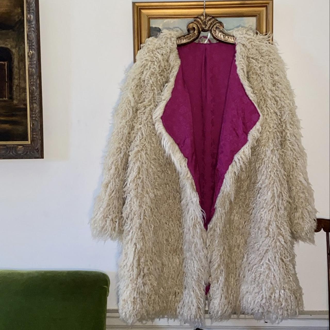 ⚠️Florence faux fur coat⚠️ **Sold out fast from