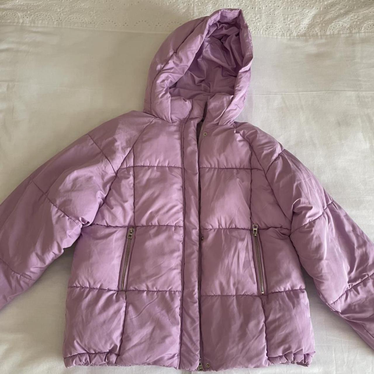 Zara Lilac Puffer Jacket perfect condition, such a... - Depop