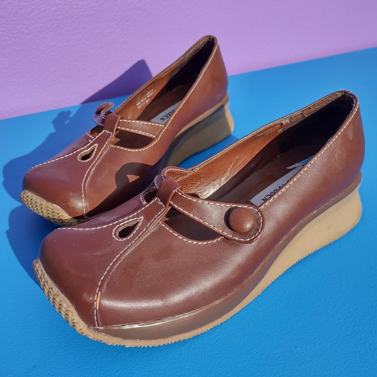 ADORABLE brown leather 1990s Steve Madden