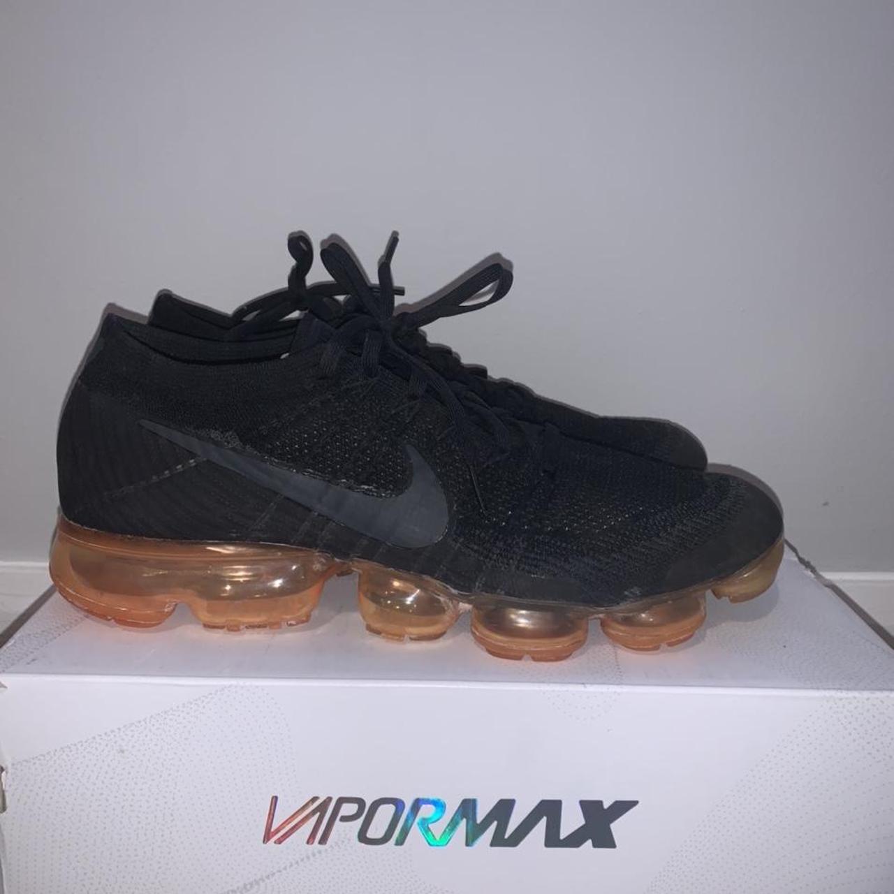 Vapormax flyknit store black orange