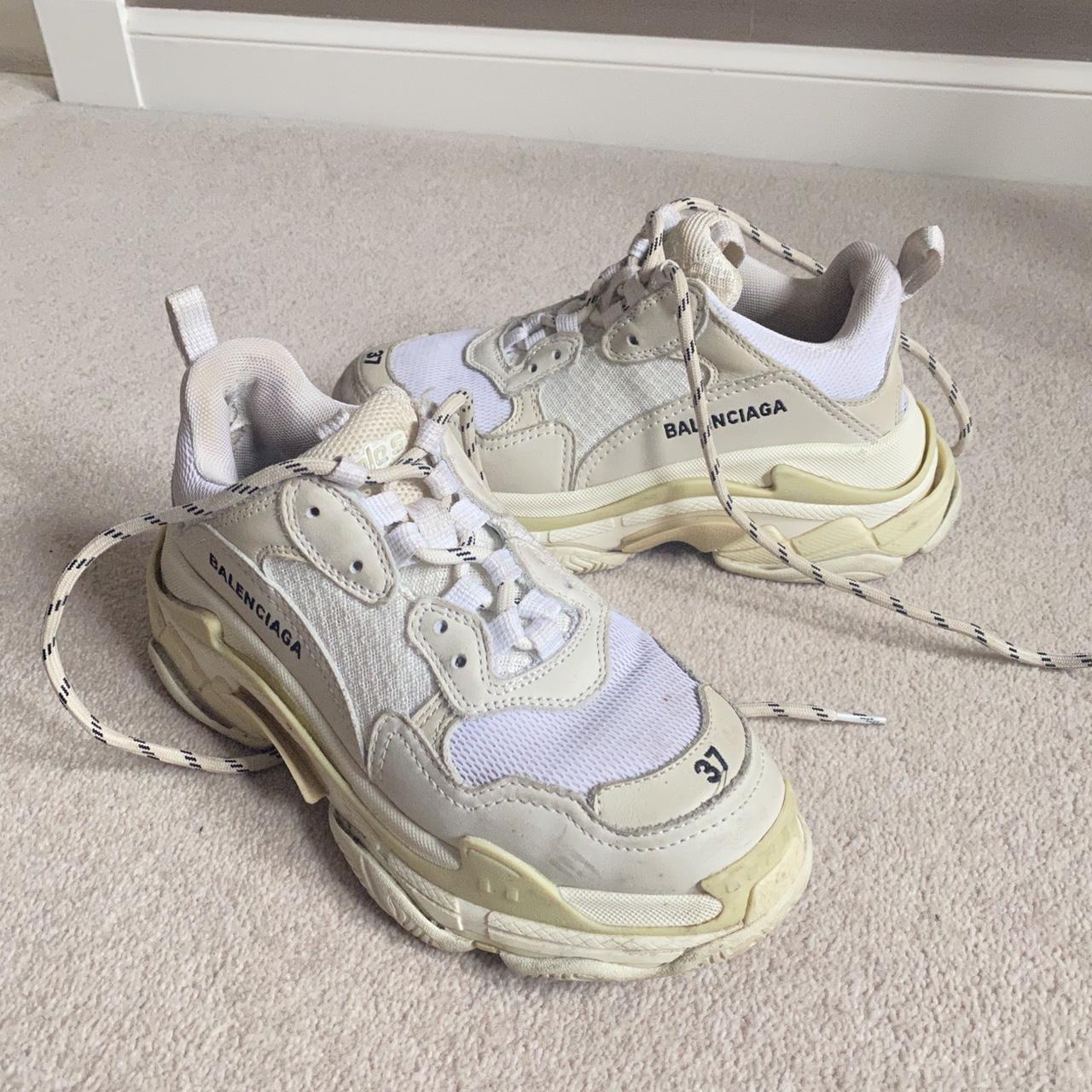 Balenciaga Women's Cream Trainers | Depop