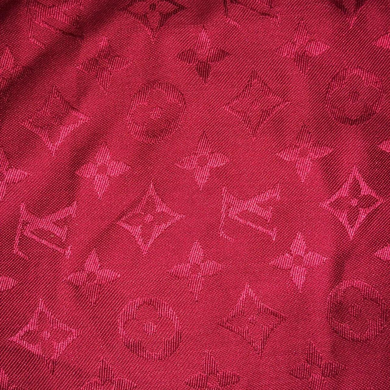 LOUIS VUITTON LOGO SCARF RED Made of silk 28 - Depop