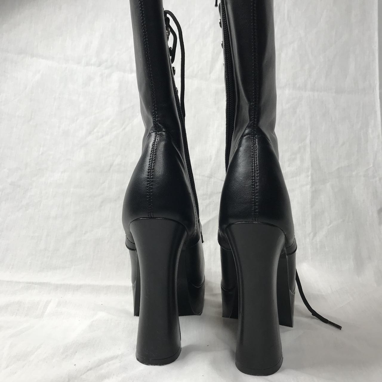 pleaser electra 1020
