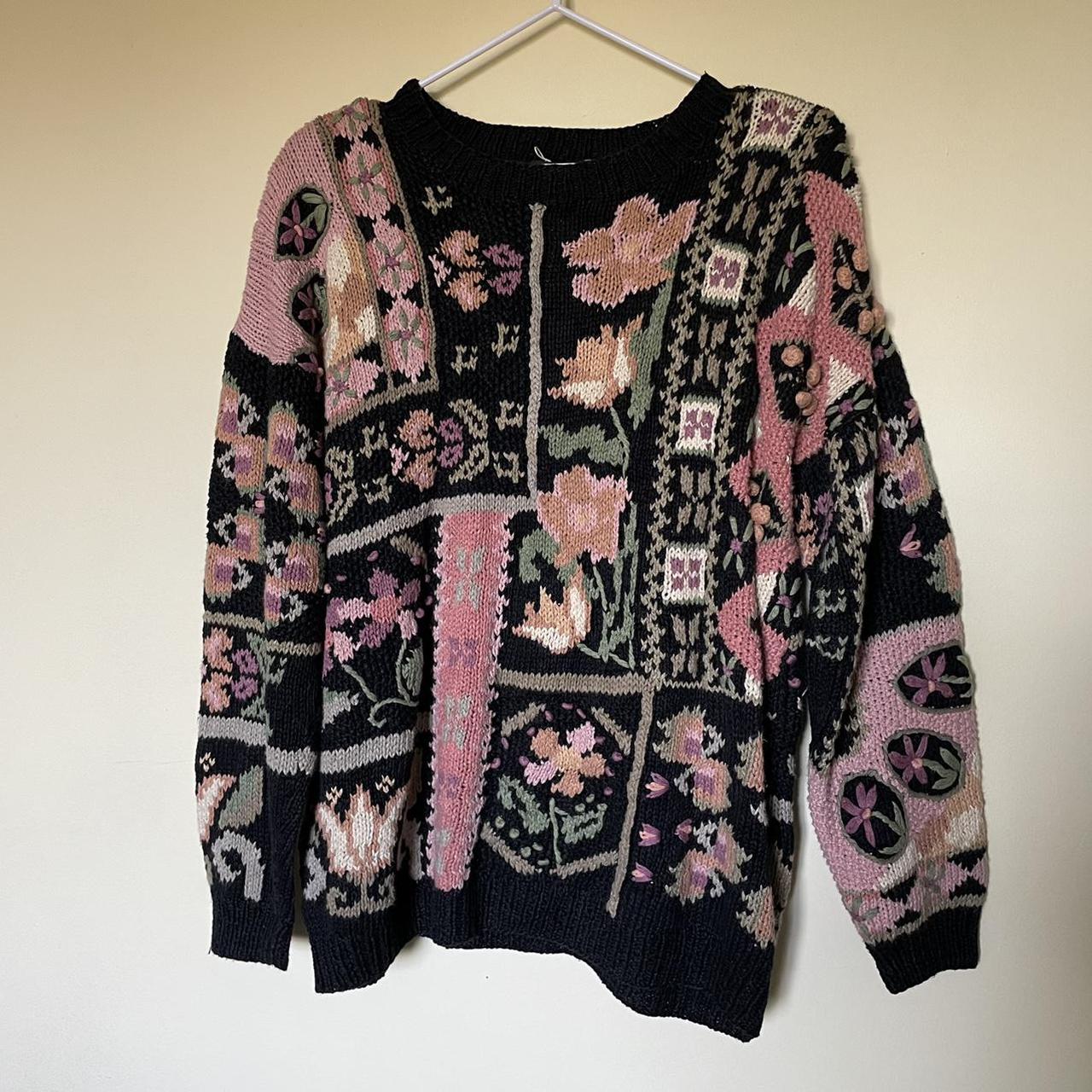 🌸 Incredible true vintage knitted jumper! 🌸 Black,... - Depop