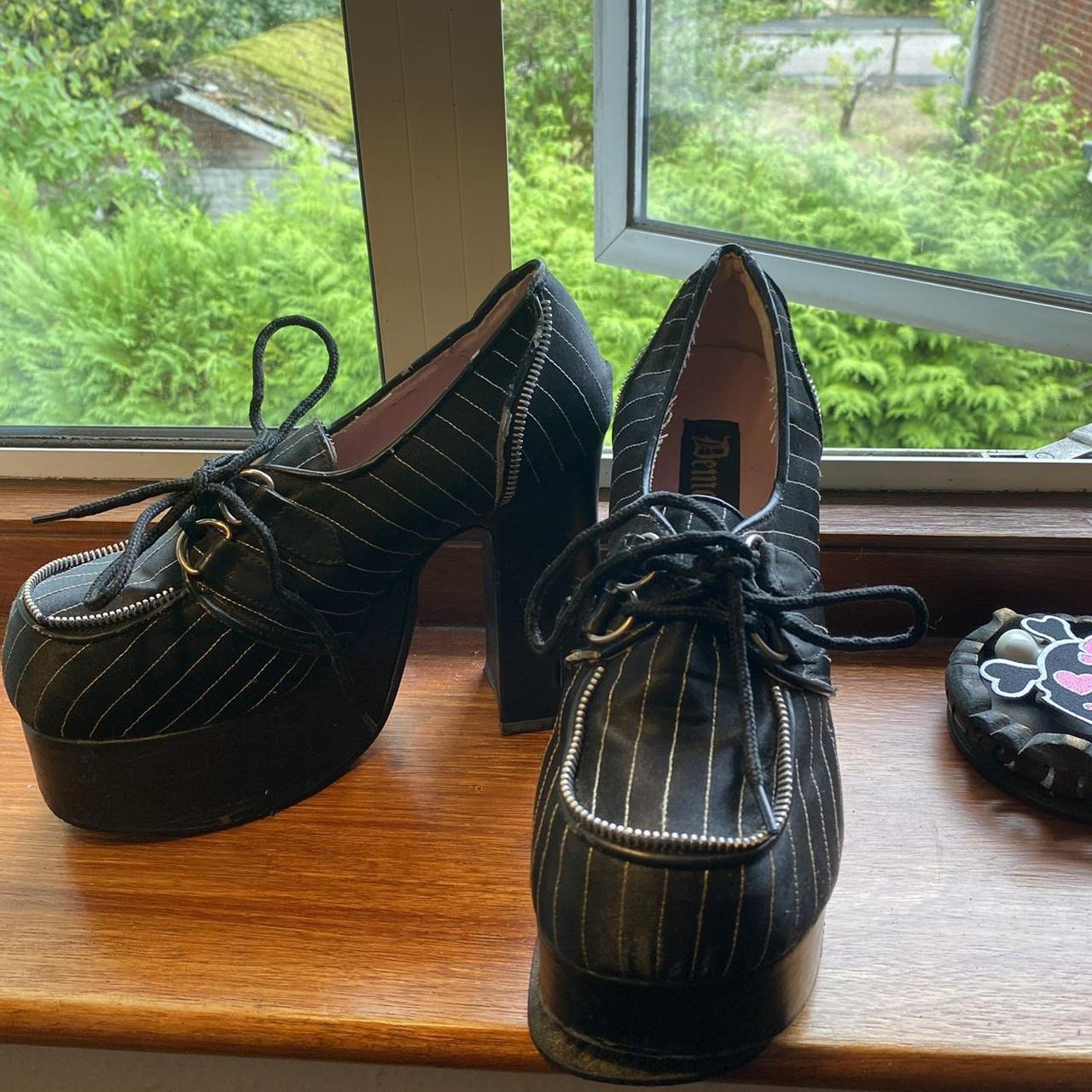 demonia platform heels