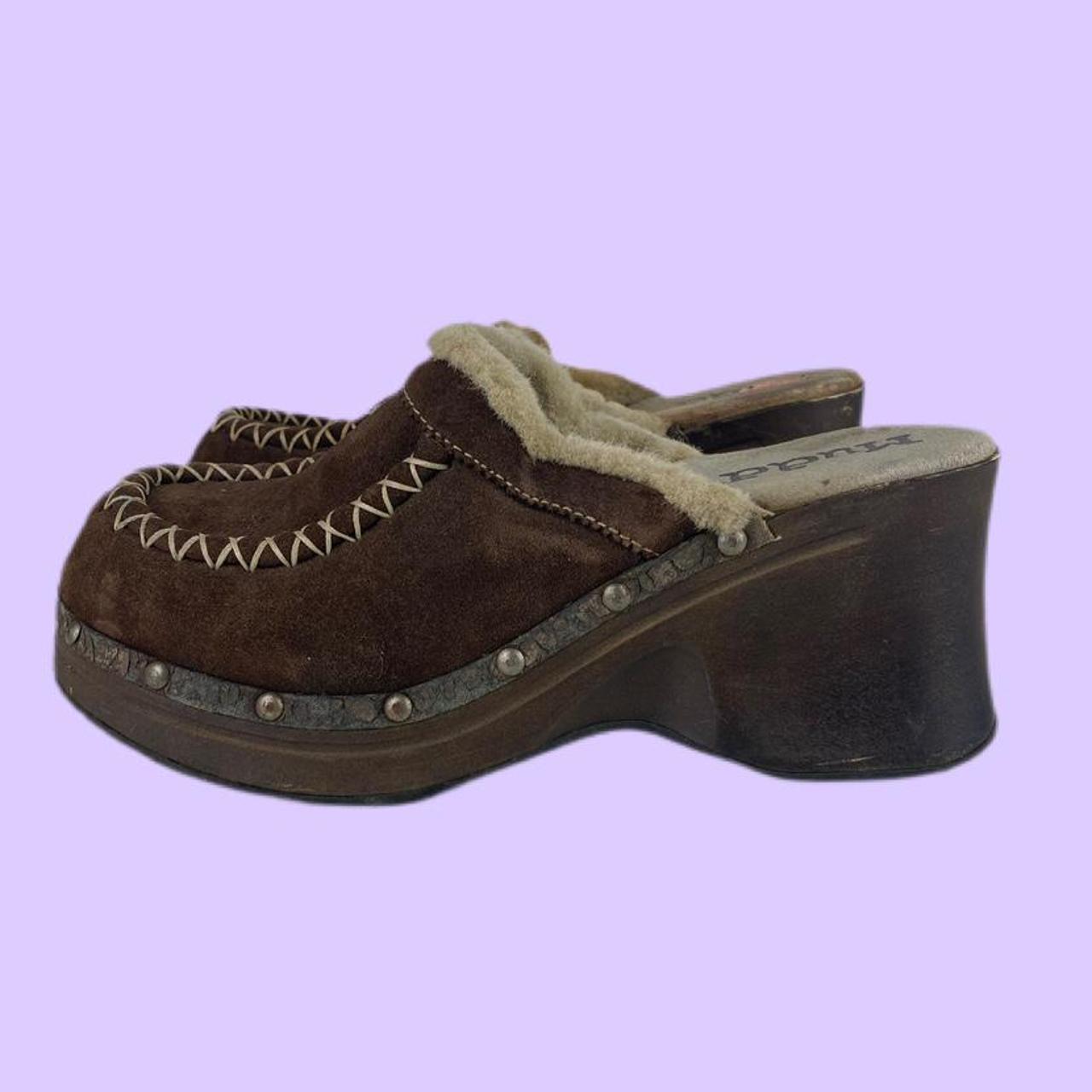 Vintage Mudd platform suede brown clogs So cute and... - Depop