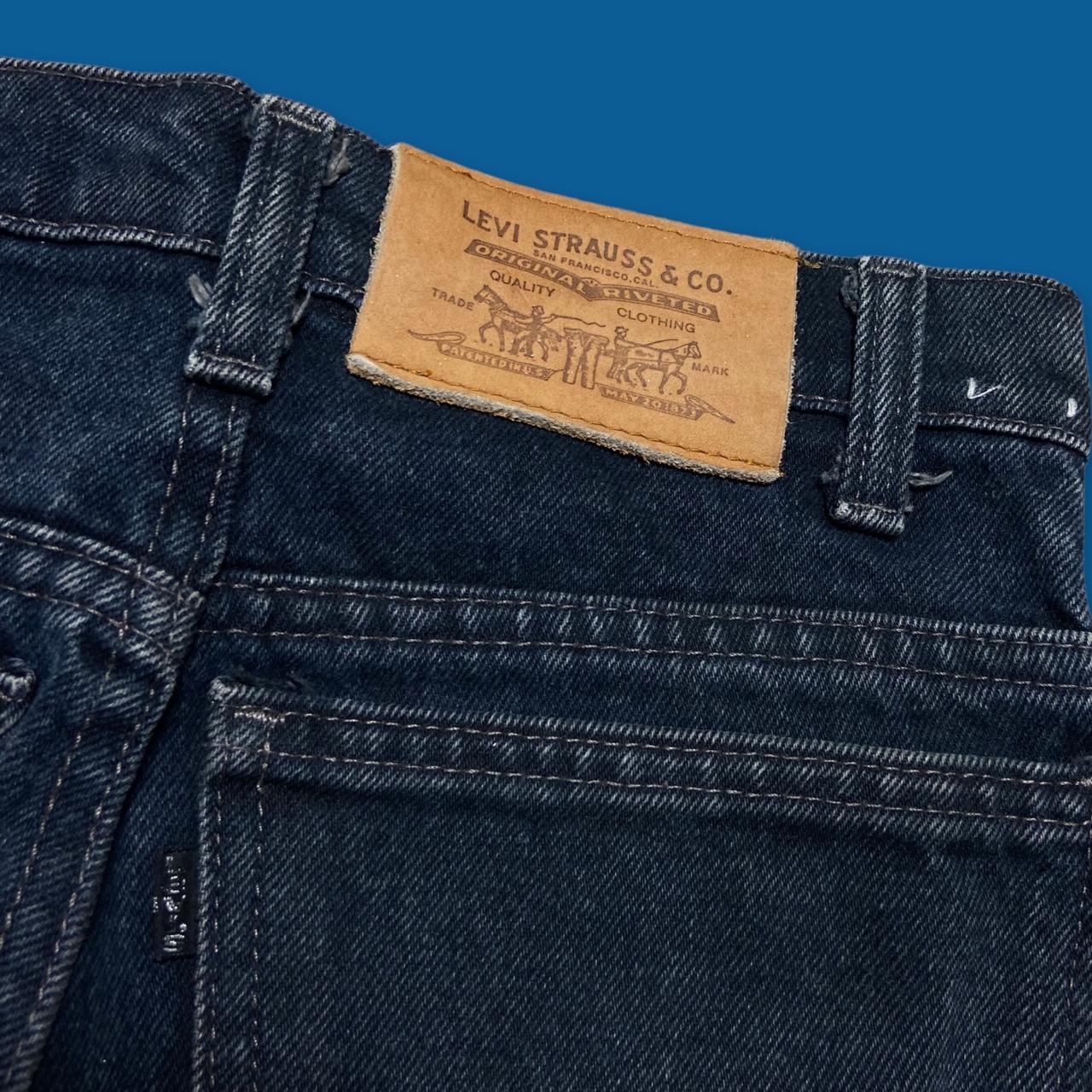 Vintage 80s 1989 Levi’s 575 denim jeans. Black tab... - Depop