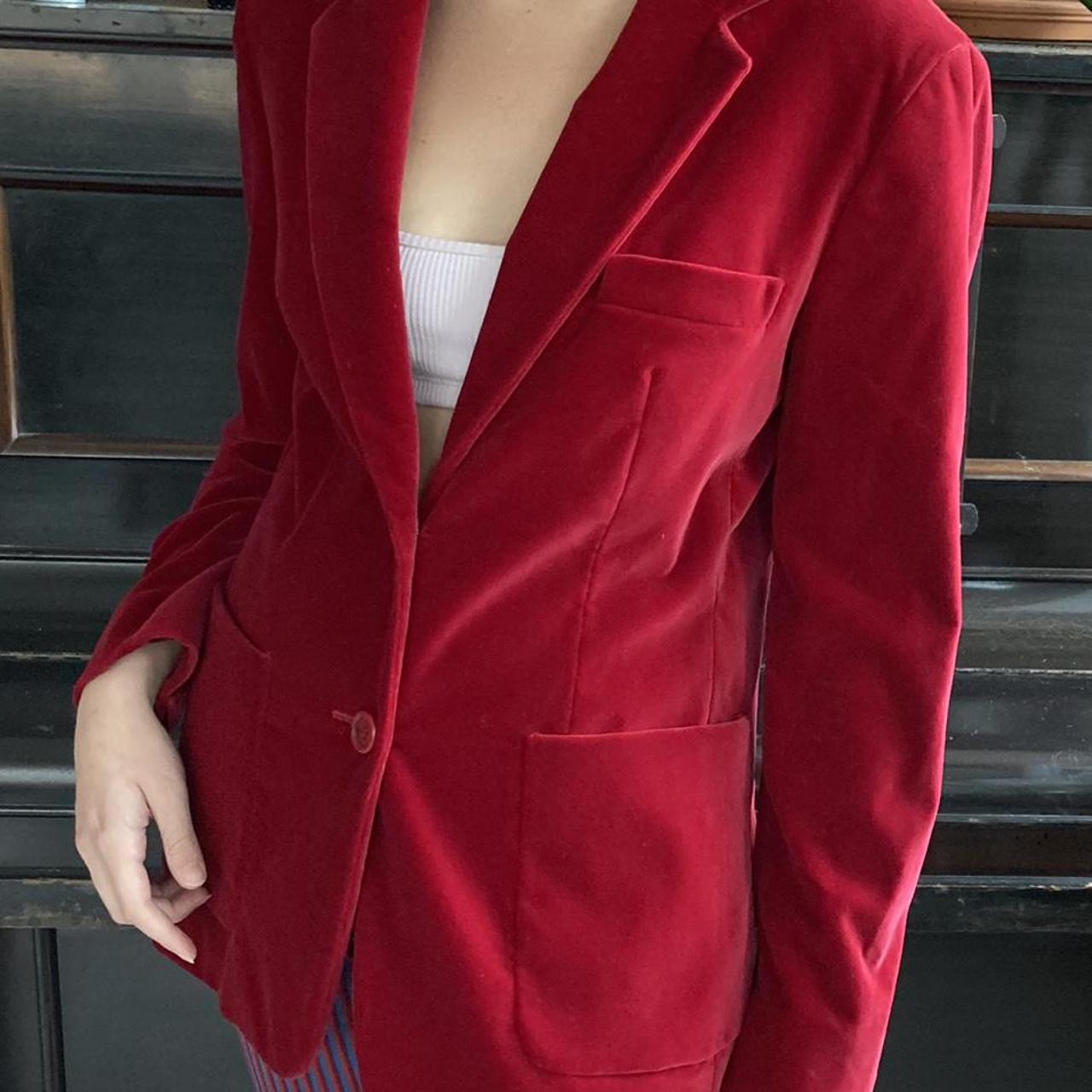 ジャケット MAX MARA TIZIANO RED STRETCH VELVET BLAZER SOLD] Vintage Max Mara (Weekend line) red velvet | Depop