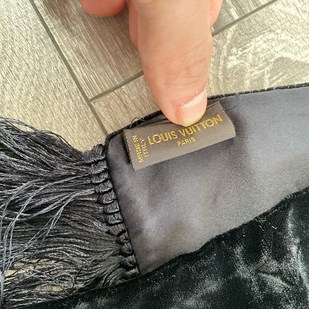 Louis Vuitton Black Shawl Scarf 401910 - Depop