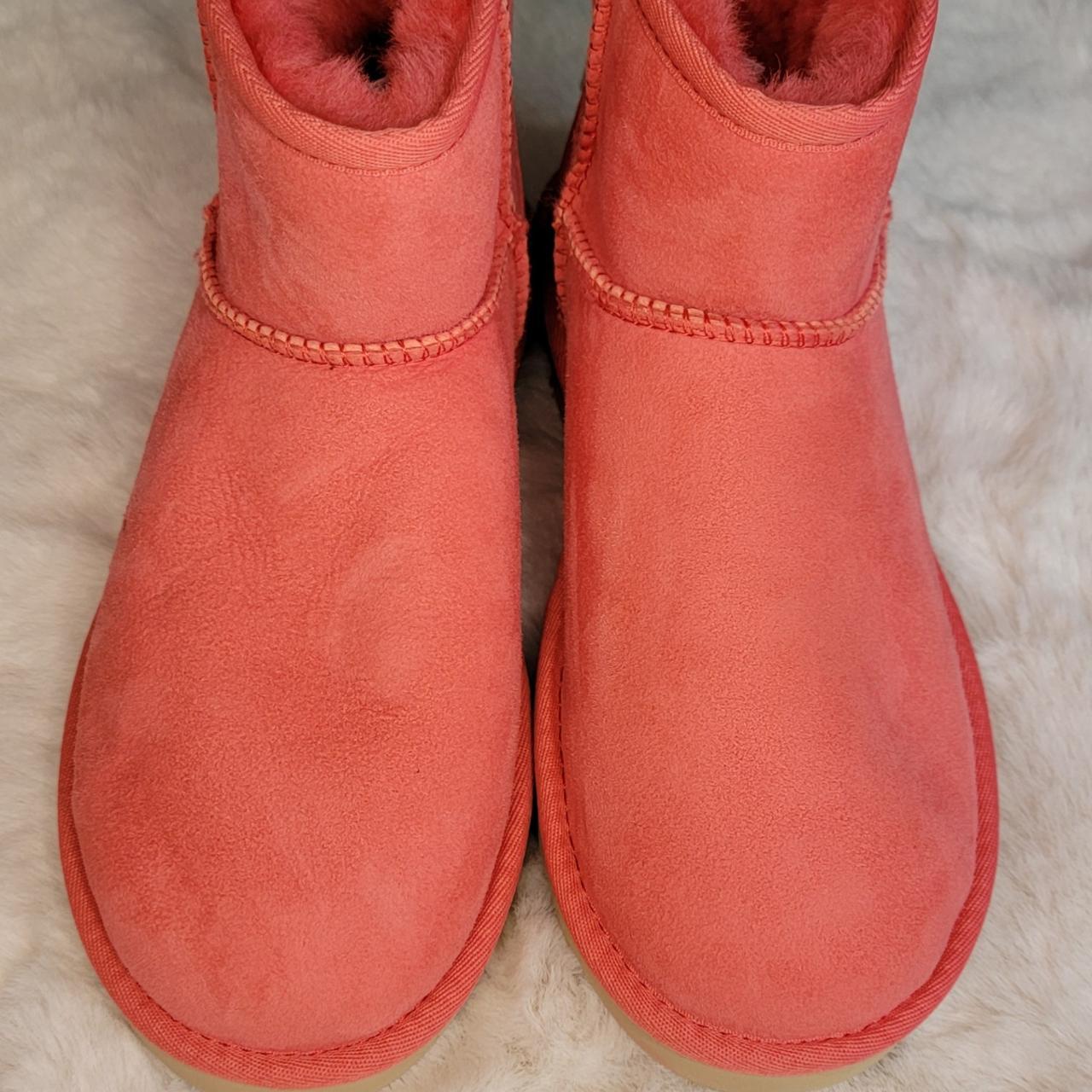 Mens deals pink uggs