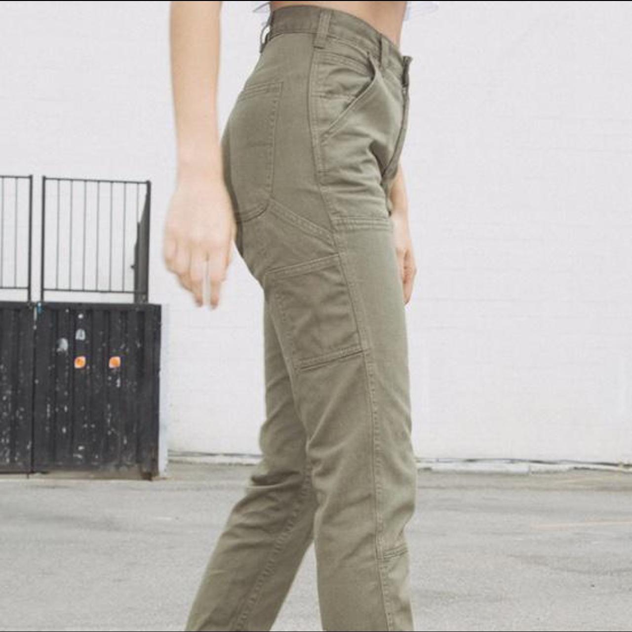 Brandy melville jane khaki cargo pants Size M (Also... Depop