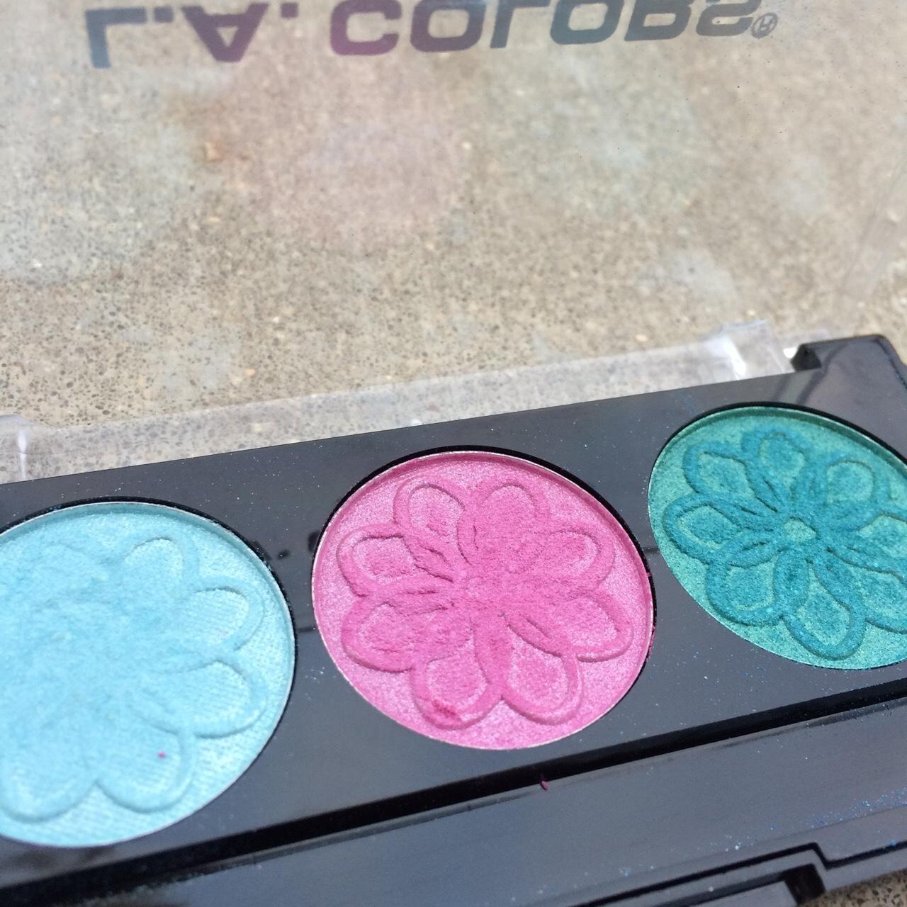 Buy L.A Colors - *Color Vibe* - Eyeshadow Palette Cool