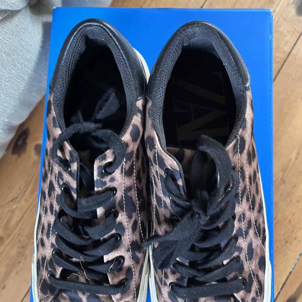 tennis leopard zara