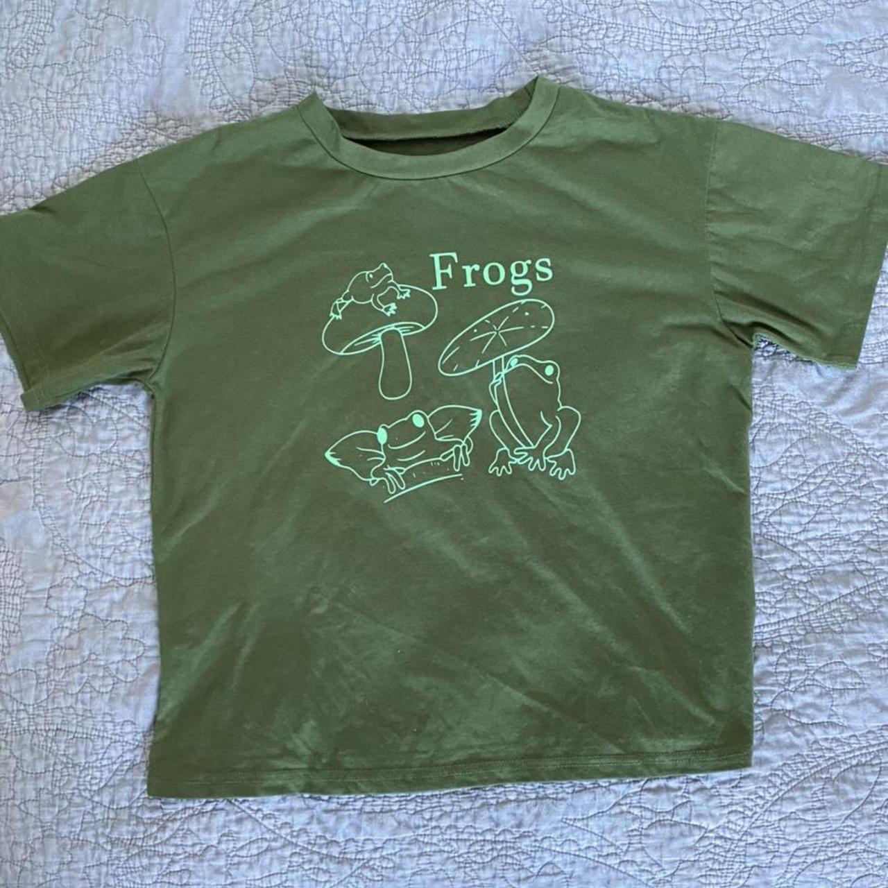 Froggy shirt 🐸 #frog #frogshirt #ilovefrogs #froggy... - Depop