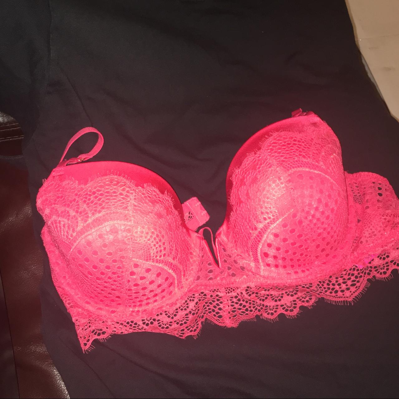 Red lacy la senza bra! , Size 36 DD, Really nice only