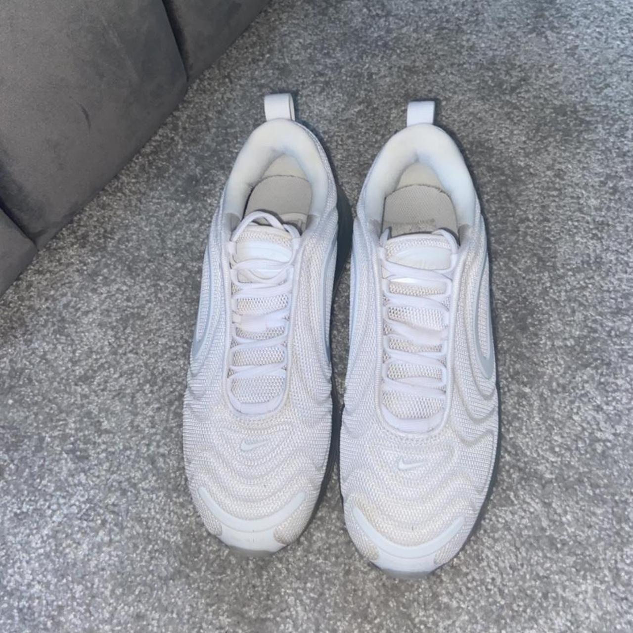 white 97s junior size 5