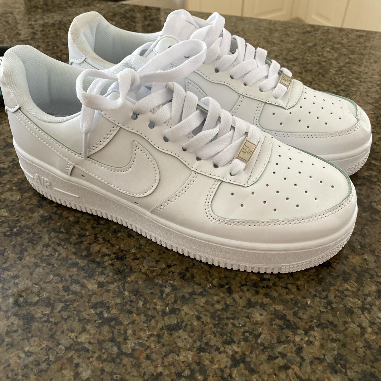white airforces size 4