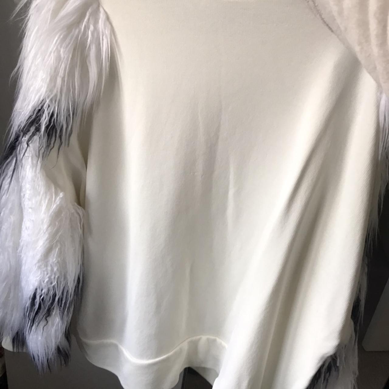 Feather sweater outlet zara