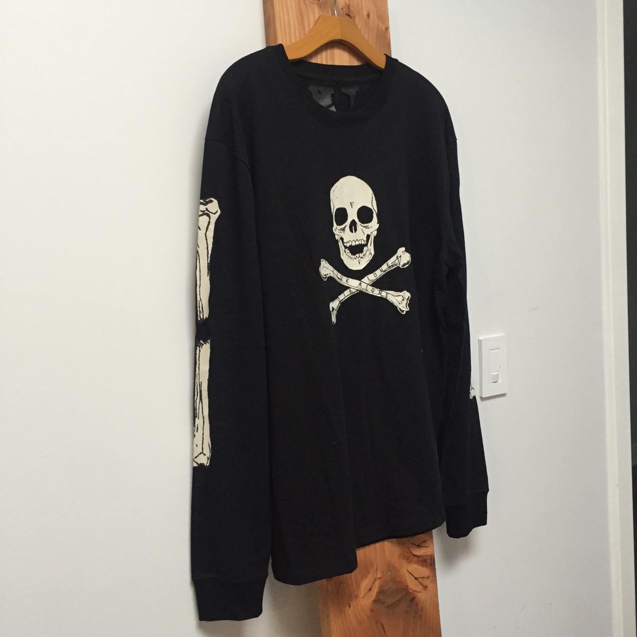 Vlone skull long clearance sleeve