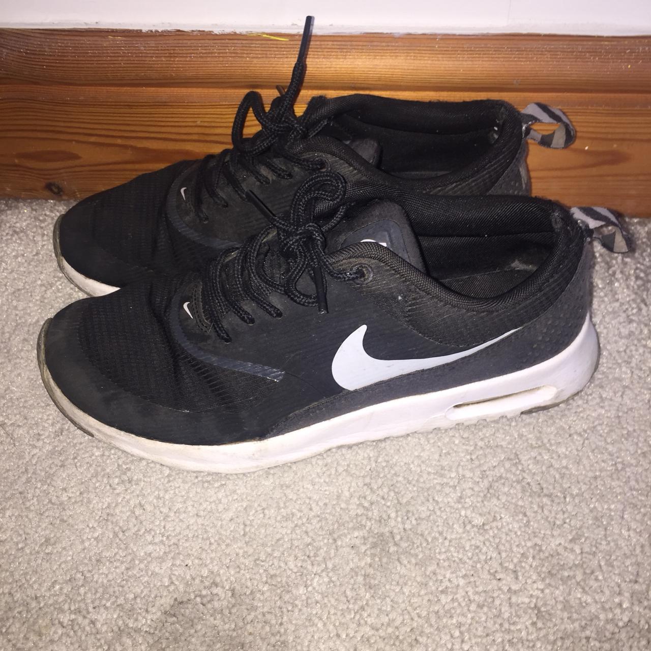 nike air max thea size 4