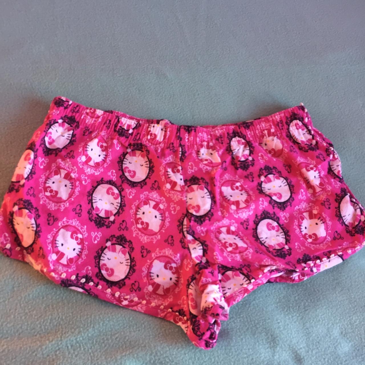 🌸 see bio !! NWOT cute hello kitty panties ~ never - Depop