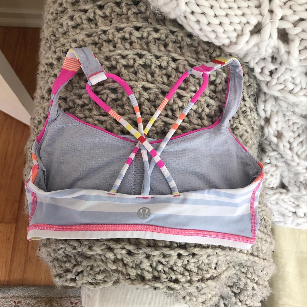 Lululemon Striped Sports Bra Super Cute And Only Depop 