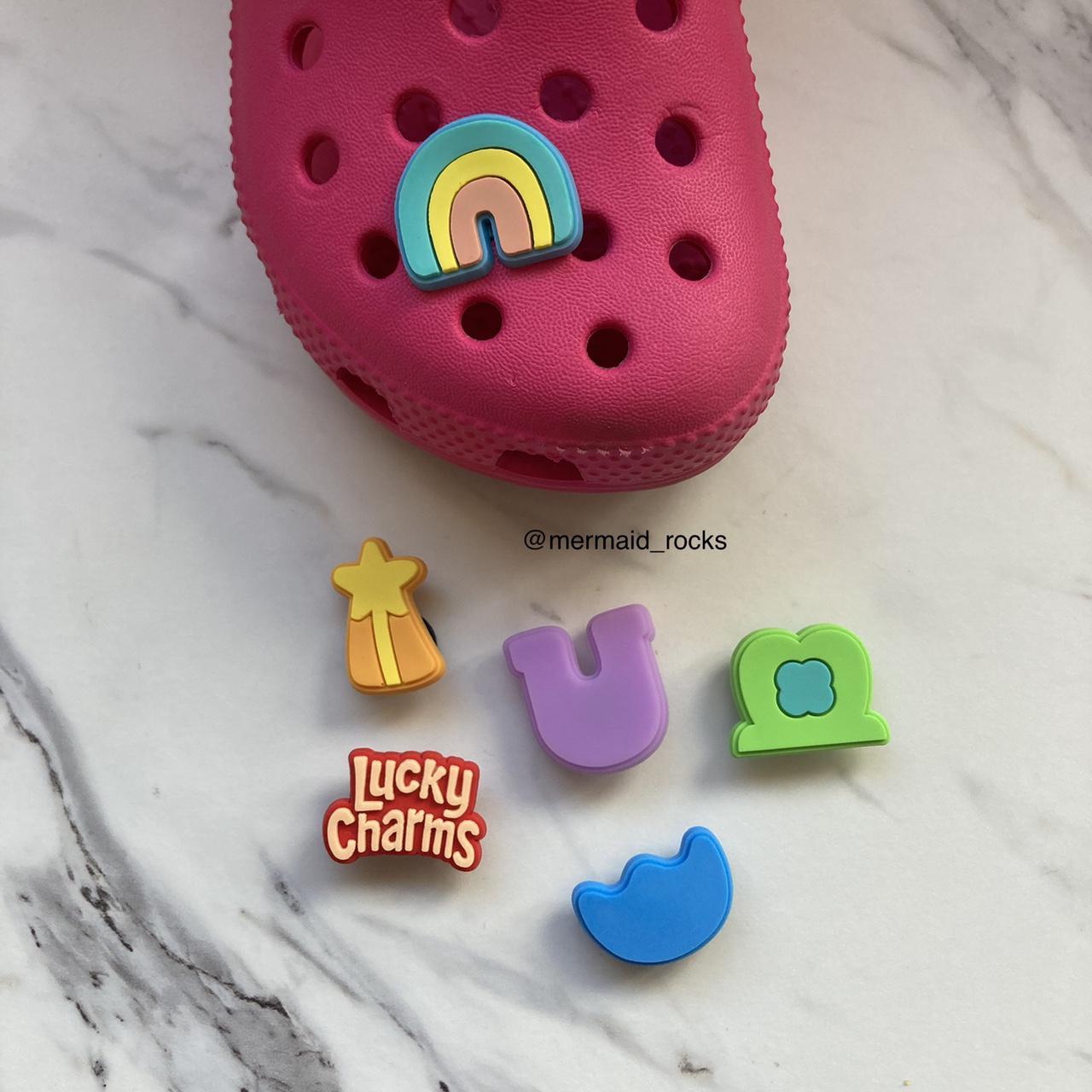 Crocs shoe charm Minnie Mouse /ARIEL jibbitz - Depop