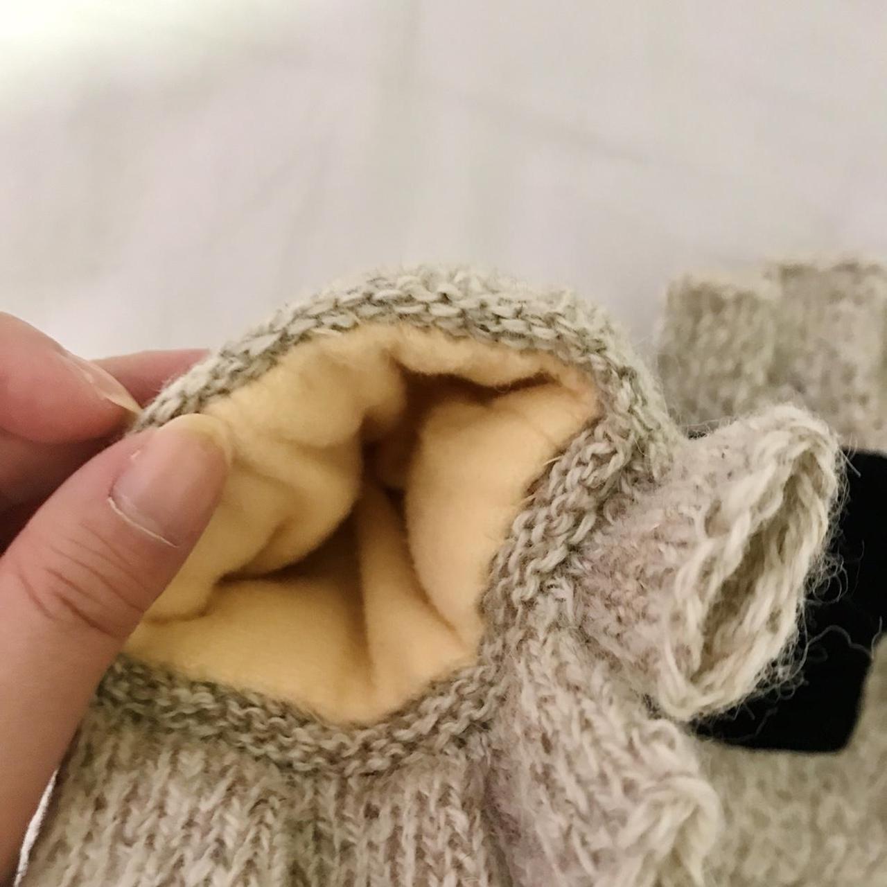Product Image 3 - Beige winter mittens/gloves
You can wear