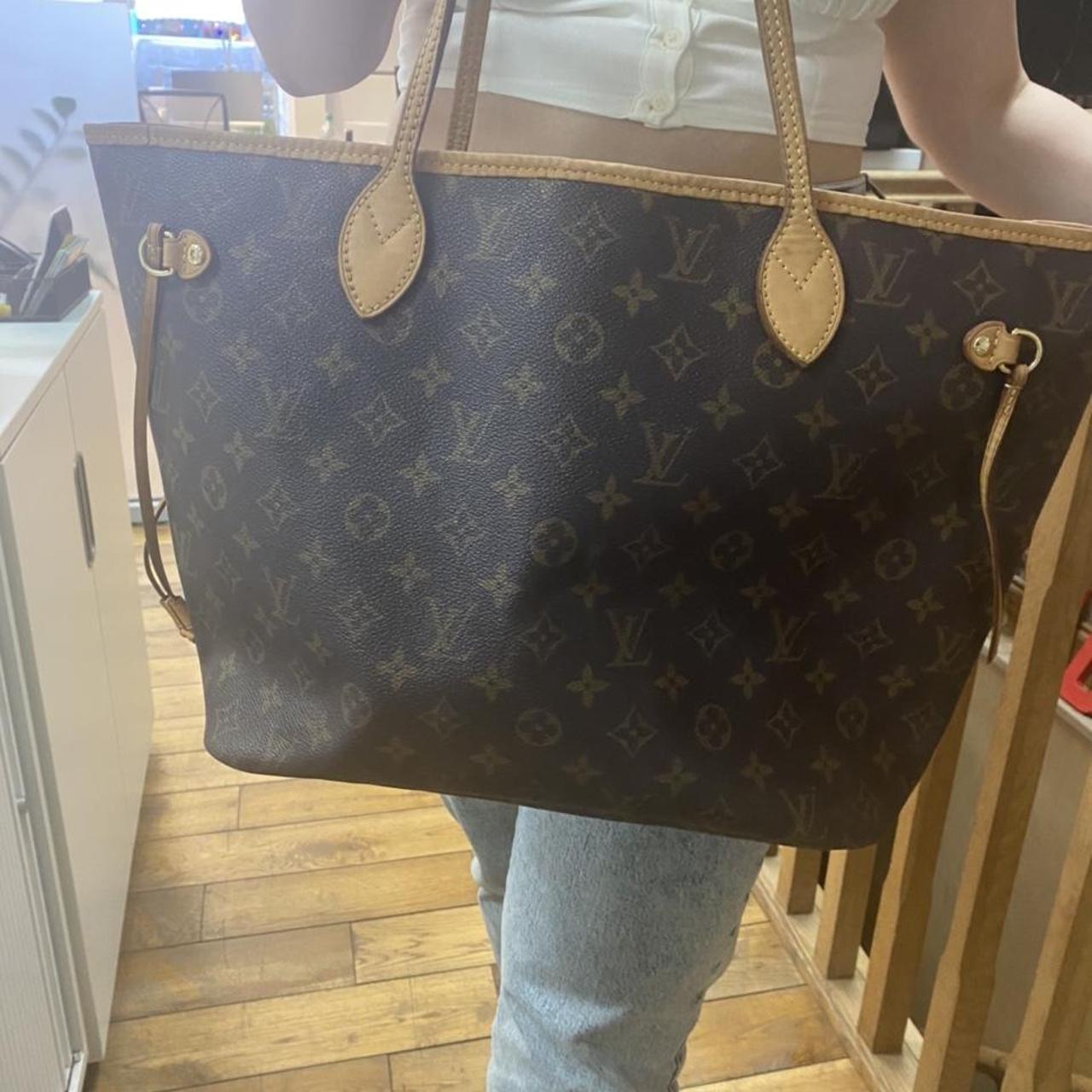 Louis Vuitton monogram canvas Code : SP3628 - Depop