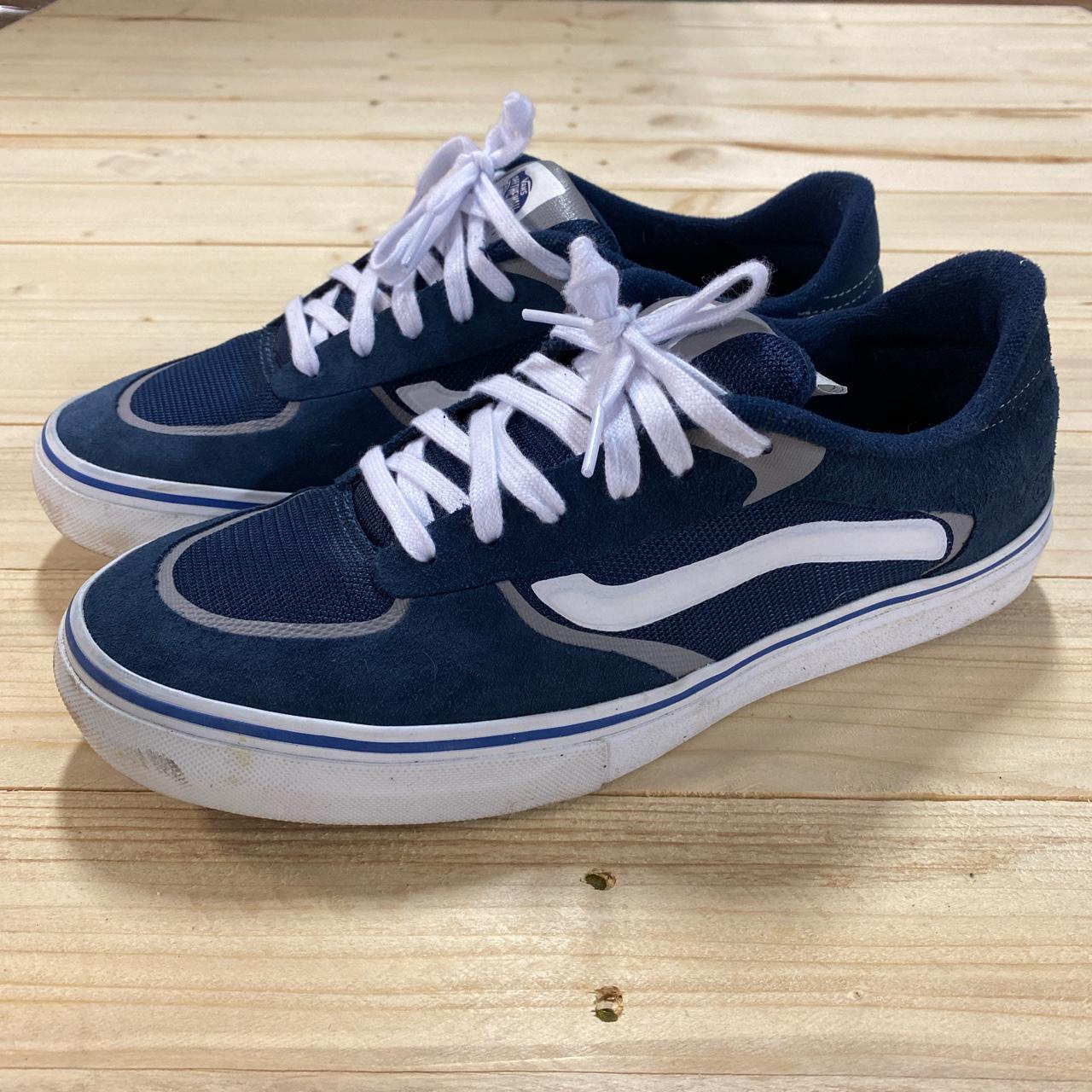 Vans Men's Blue and White Trainers (2)