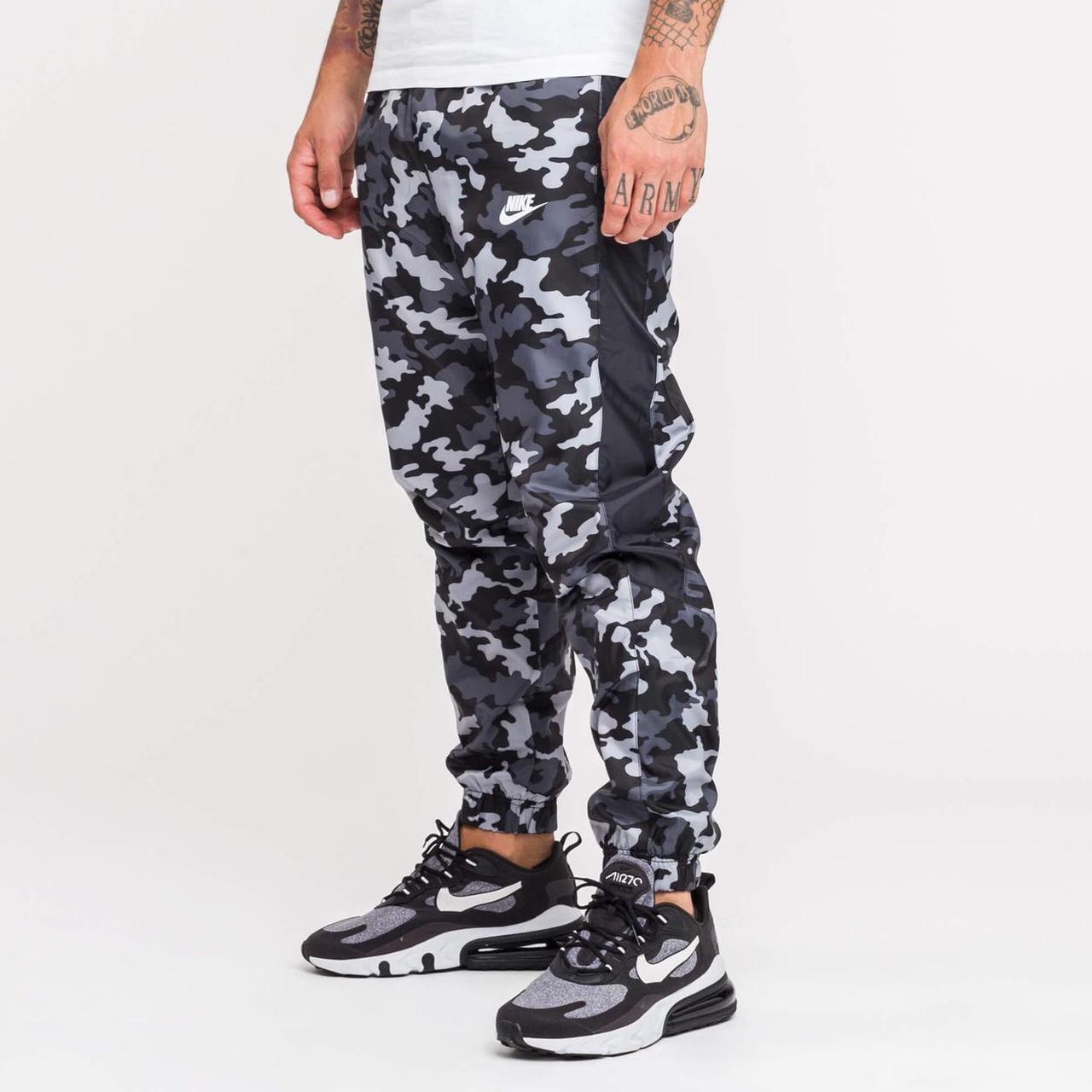 camouflage track pants nike