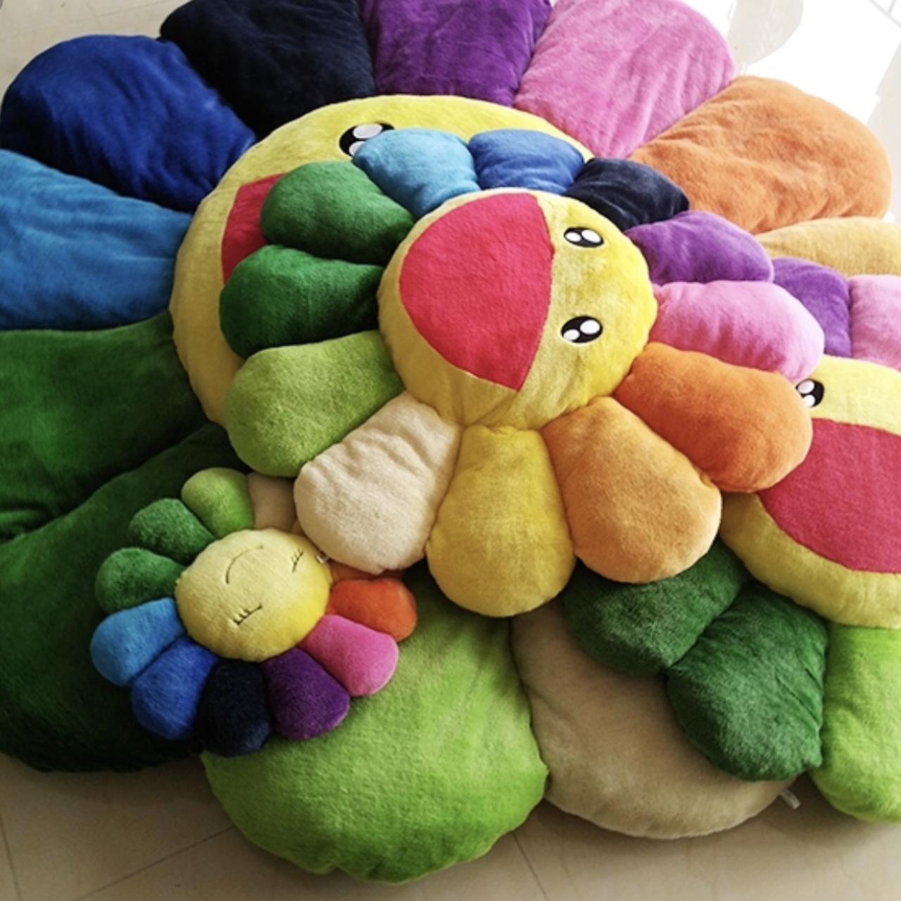 Takashi Murakami - Flower cushion (rainbow and black) -Plush