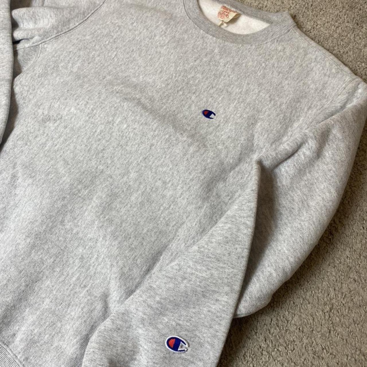 Champion Men's Grey and White Jumper | Depop