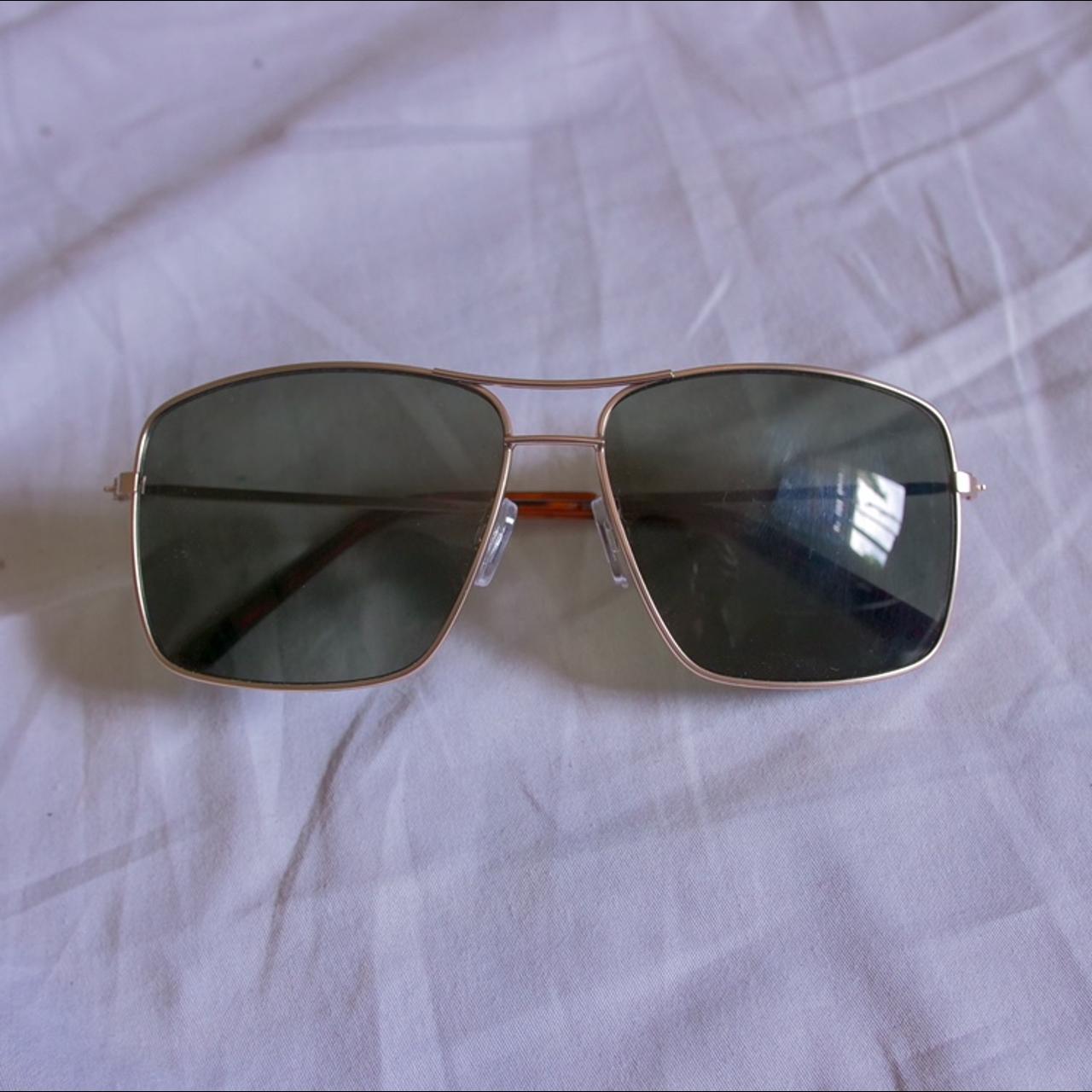 Vintage sunglasses, never worn! •Perfect condition - Depop