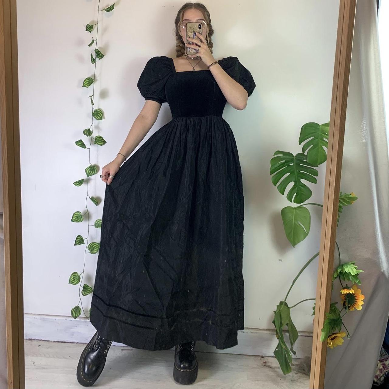 Laura ashley shop black dress