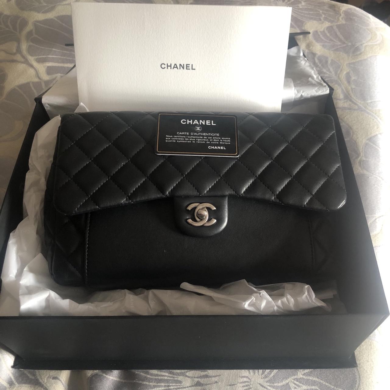 chanel bags with gold chain used