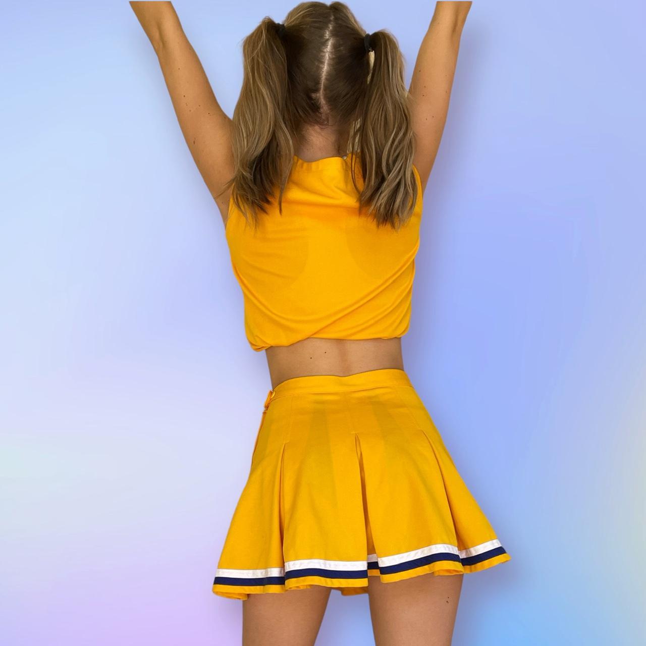 SUOER CUTE, REAL VINTAGE, YELLOW AND BLUE,... - Depop