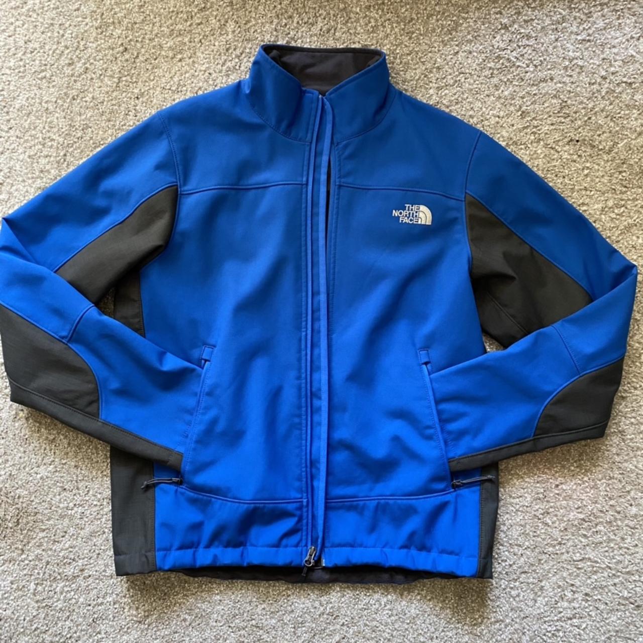 🏔THE NORTH FACE SOFT SHELL FLEECE🏔 insane blue color... - Depop