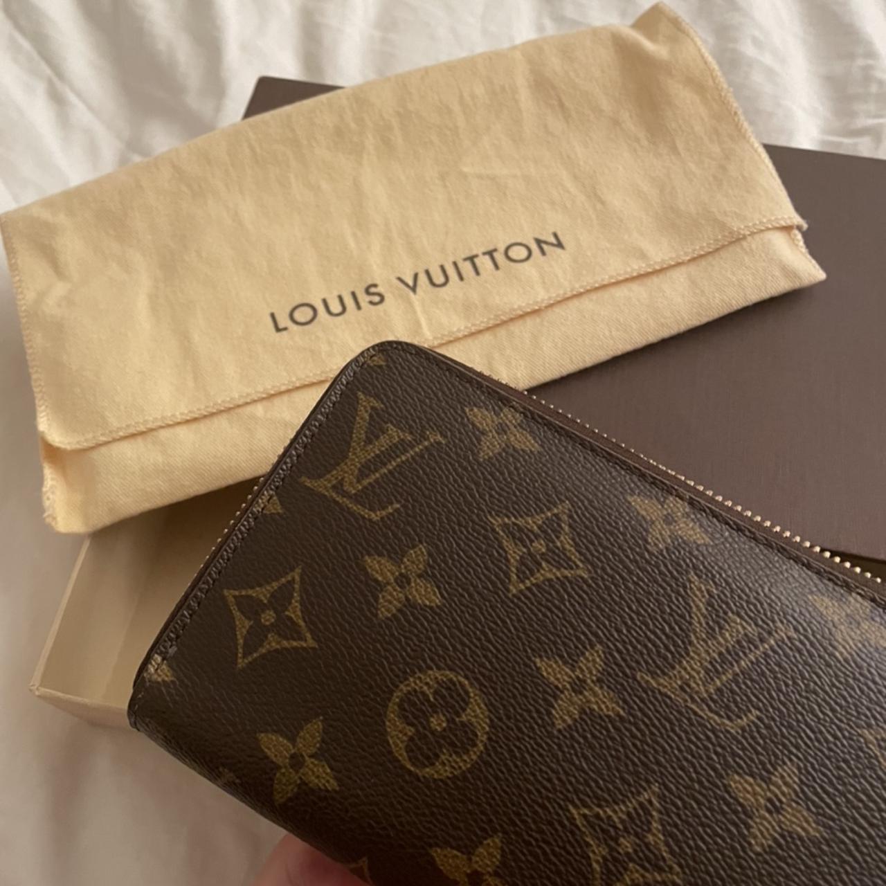 Used Louis Vuitton Wallet ▪️Preowned ▪️Condition - Depop