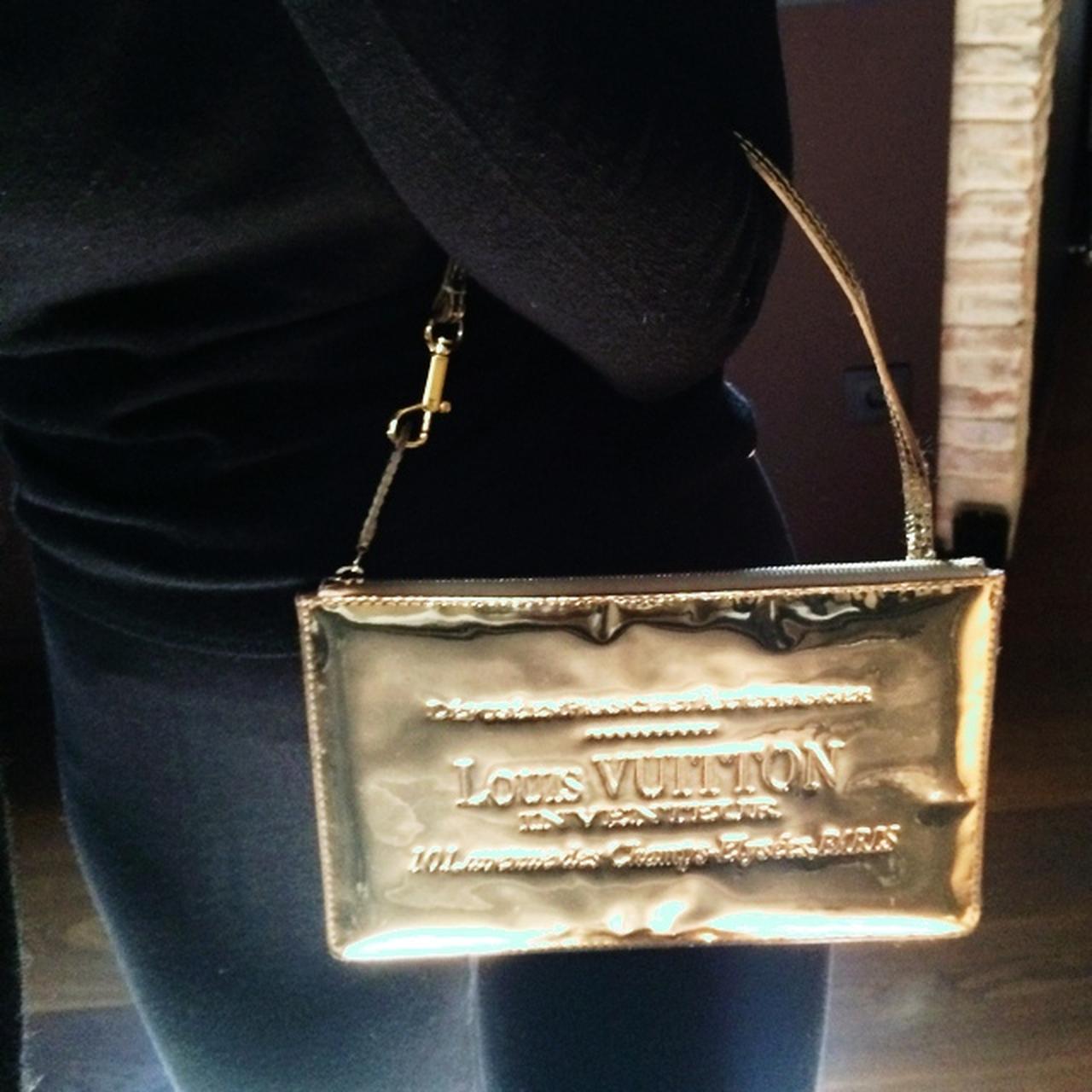 Louis Vuitton gold mirror inventeur wristlet pochette – A Piece Lux