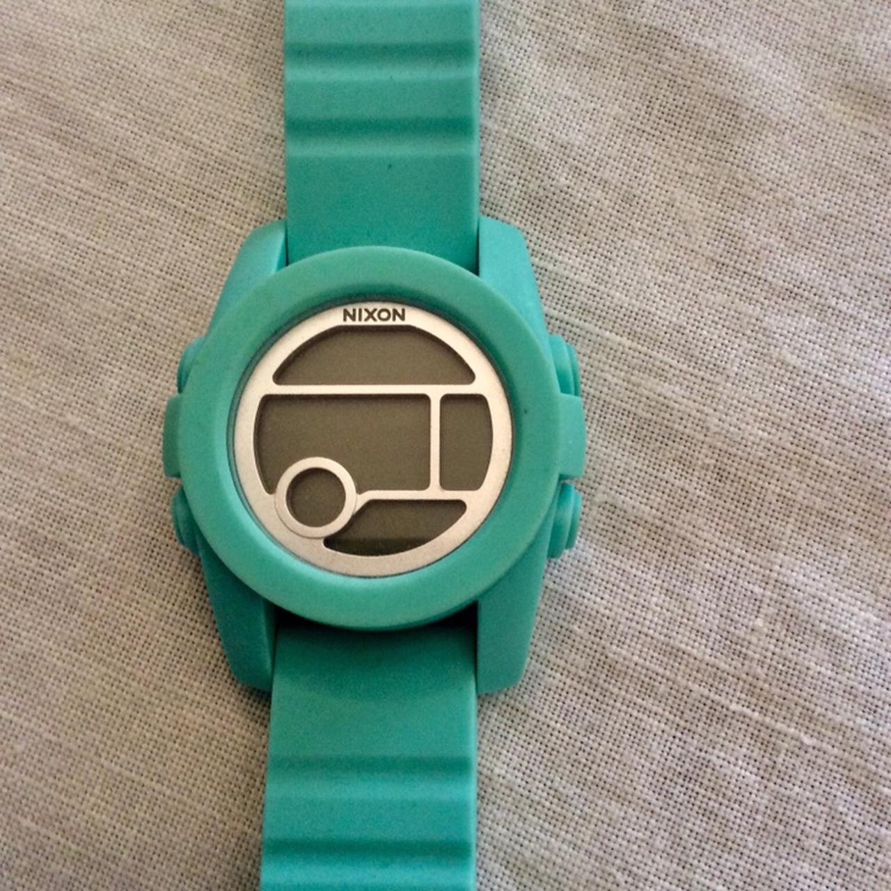 Nixon That s What She Said The Unit 40 Watch Depop