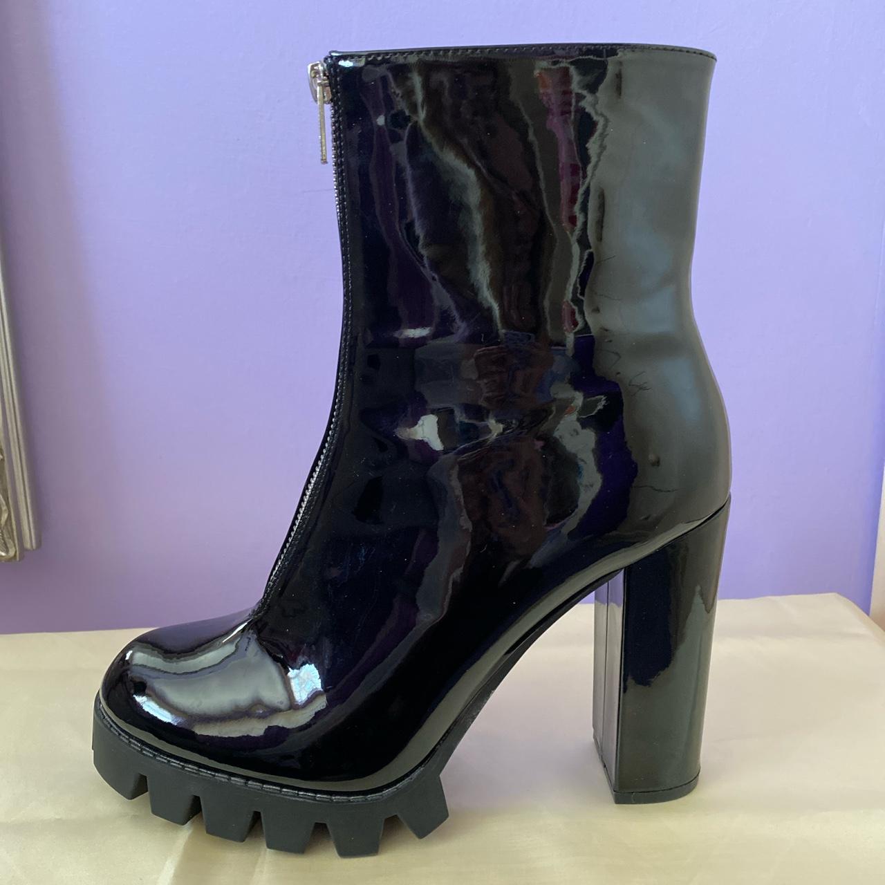 EGO Women's Black Boots Depop
