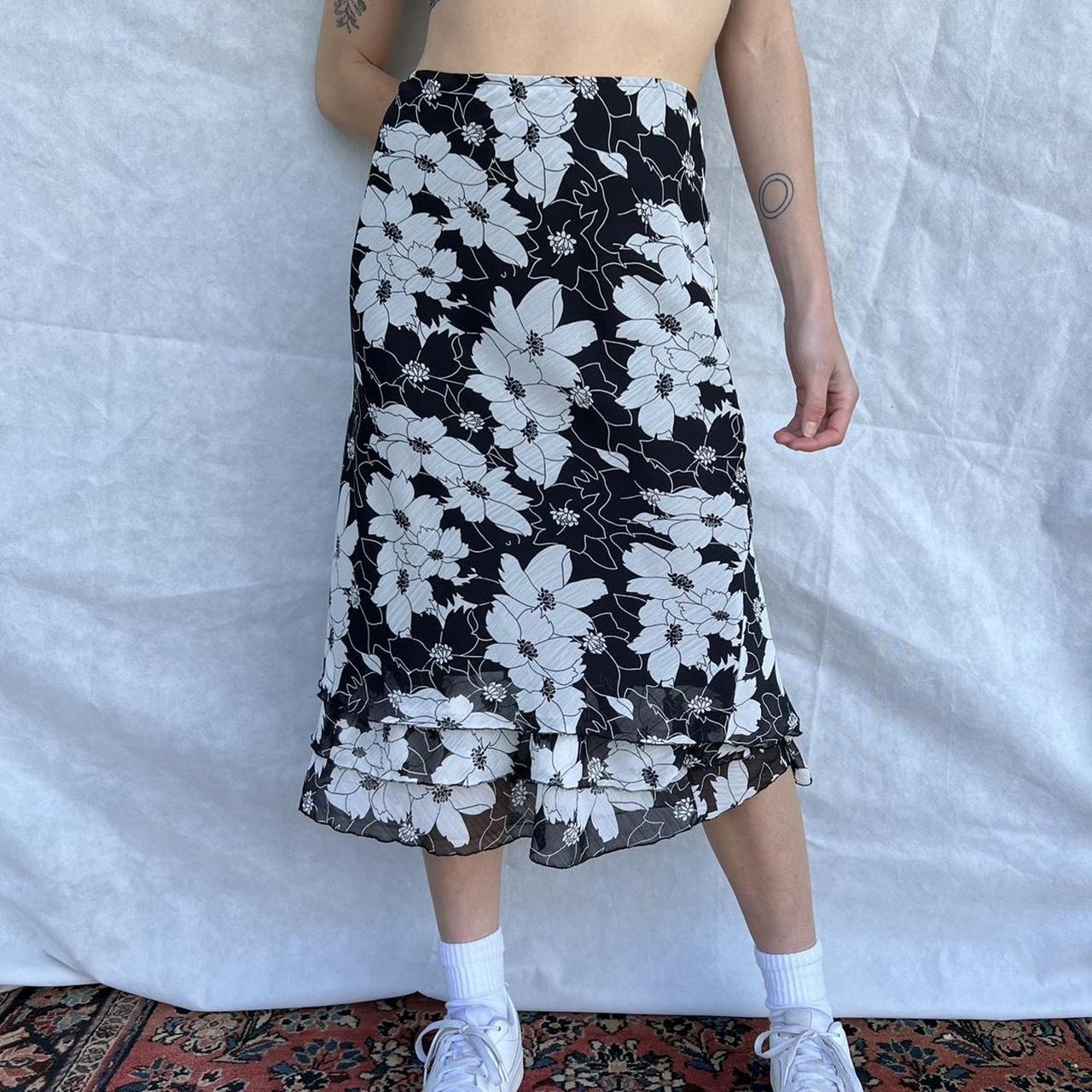 depop midi skirt