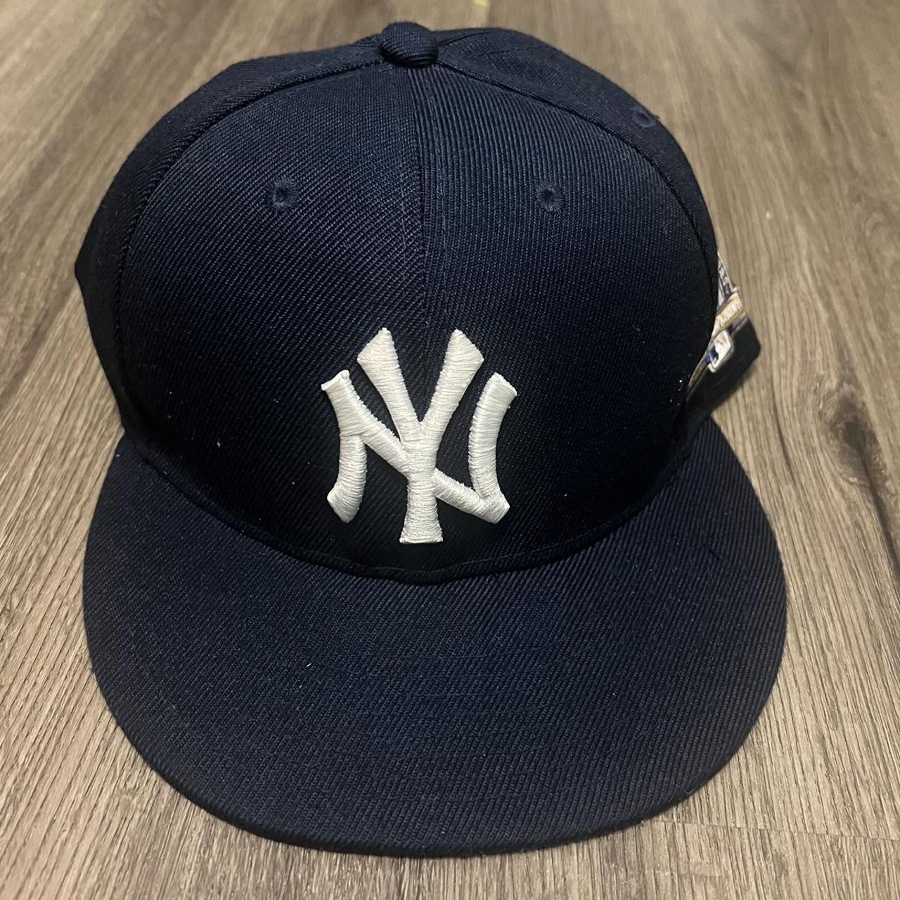 New Era 59Fifty New York Yankees World Champions Dark Navy Blue